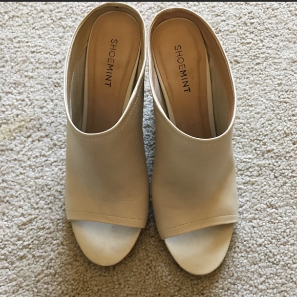 🆕 SHOEMINT Taupe Slip On Block Heel Mules - Picture 3 of 12
